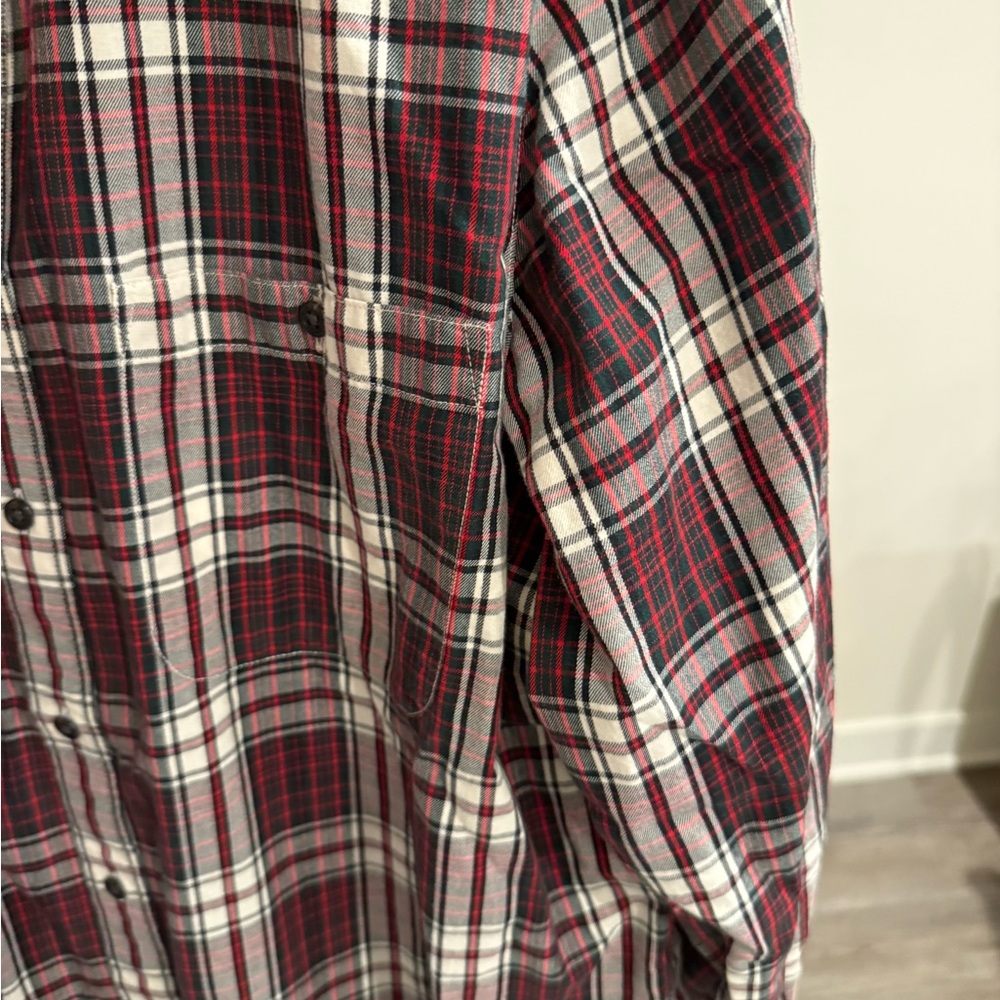 Ralph Lauren women’s Burgundy Plaid Button Down Shirt - Picture 3 of 4